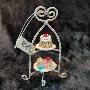 NWT Holiday Cake Stand Ornament